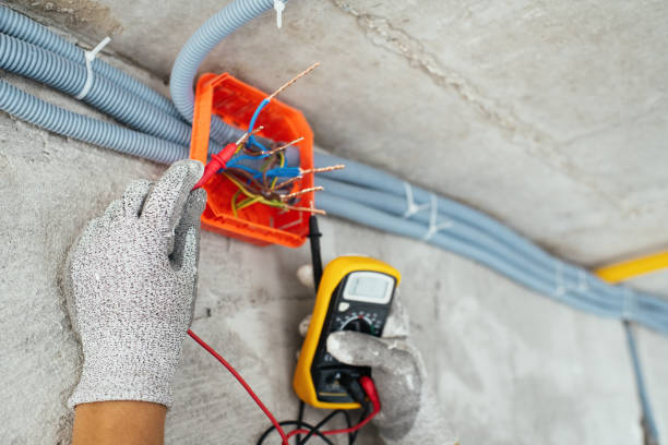 Best Electrical Contractors for Businesses  in Savoy, IL