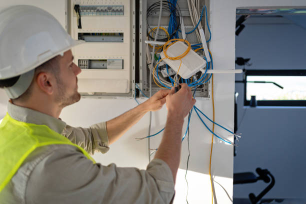 Best Affordable Emergency Electrician  in Savoy, IL